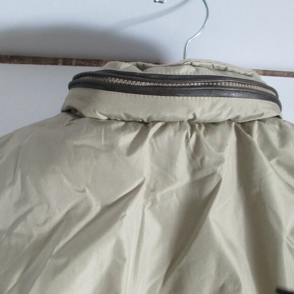 US Polo ASSN Size M Men Jacket Tan Beige Full Zip Lined Rain Coat Windbreaker - Picture 12 of 12